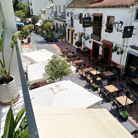 Lejlighed Impressive With 3 Bedrooms Metres From The Estepona